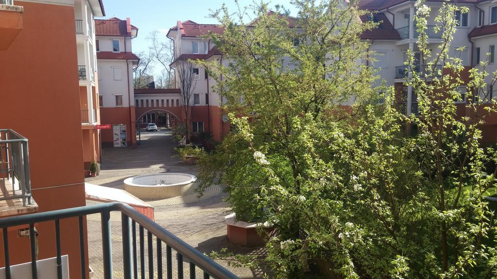 Baby Apartman Apartamento Hajdúszoboszló Exterior foto